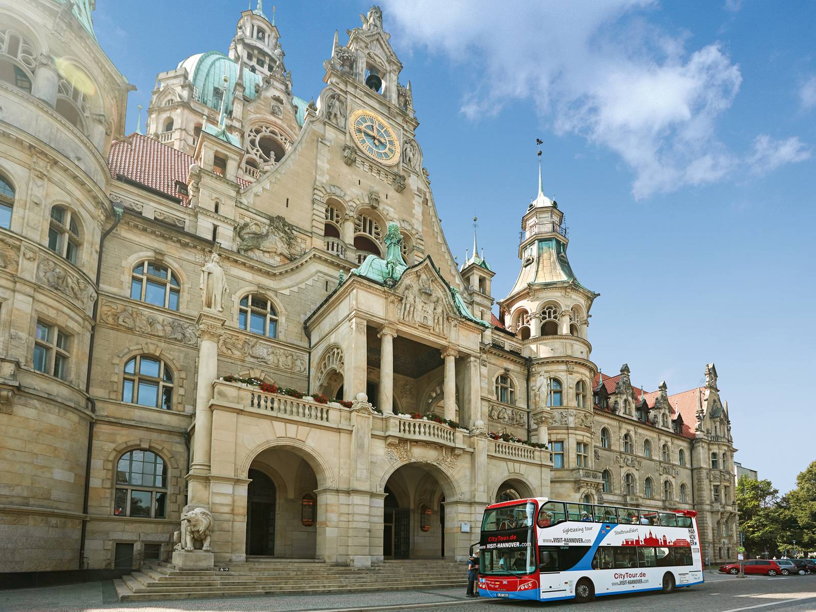 Stadtrundfahrt Rathaus