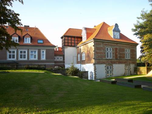 Schloss Landestrost