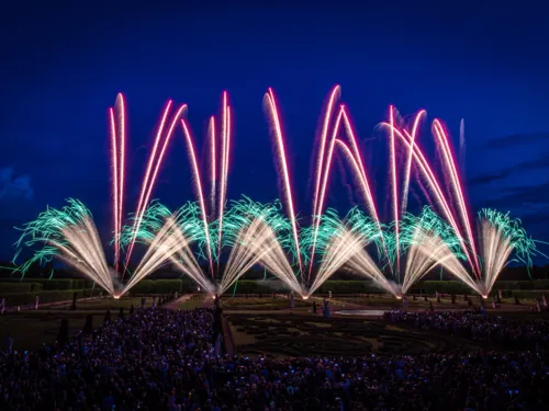 Focuri de artificii 2025
