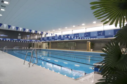 Piscină acoperită Anderten