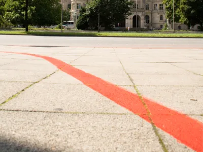 Red thread