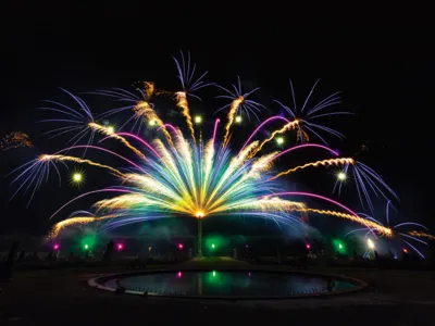 Image de couverture : Feux d'artifice en Asie 2022