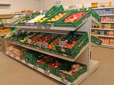 Lebensmittelangebot in einem Ladengesch&auml;ft