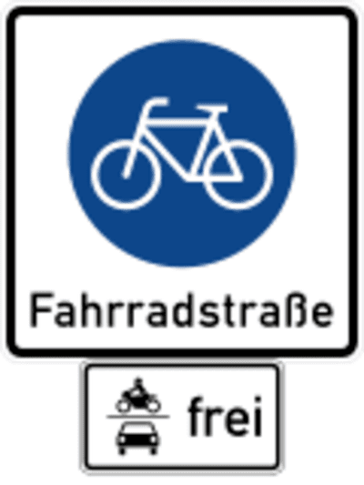 Schild: Fahrradstraße mit Freigabe für den motorisierten Verkehr