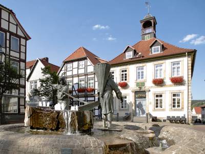 Bad Münders Altstadt mit Söltjerbrunnen