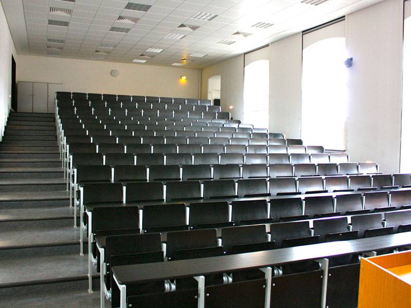 Hörsaal in der Leibniz-Universität