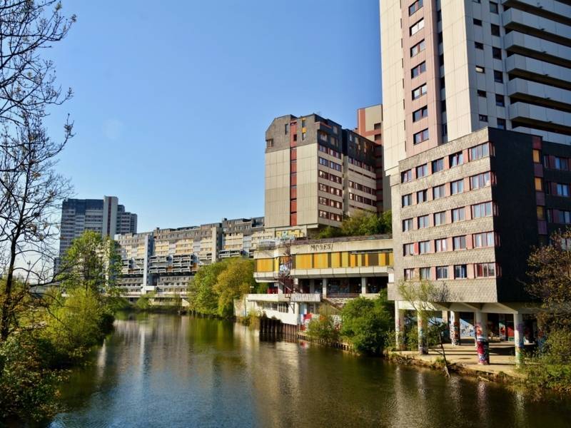 Großer Gebäudekomplex