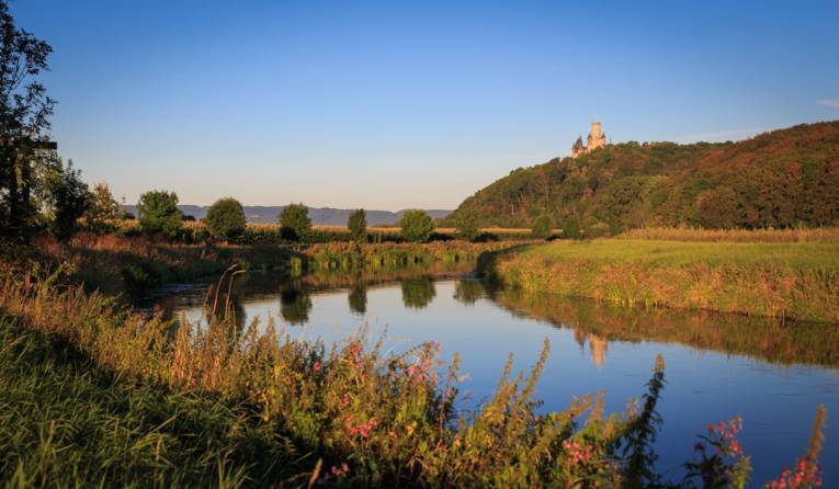 Schloss Marienburg mit Leine
