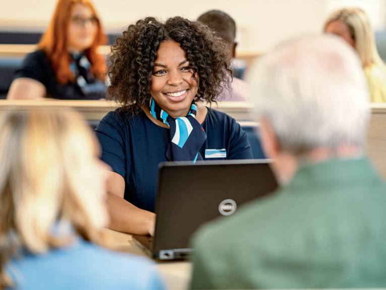 TUI Retail Mitarbeiterin