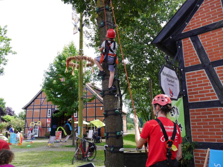 Klettererlebnisse beim Mardorfer Familiensommmer
