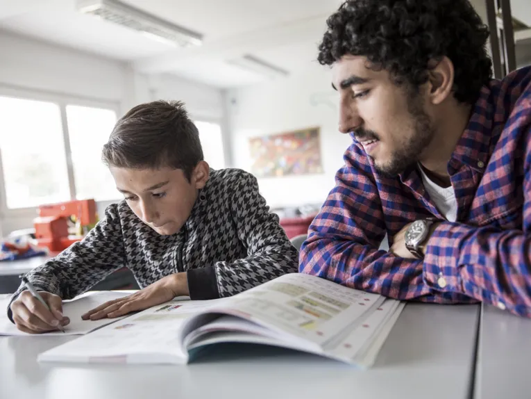 Tutoring in the Federal Volunteer Service