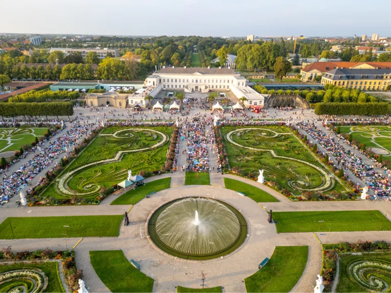 Drone fotoğrafçılığı havai fişek yarışması