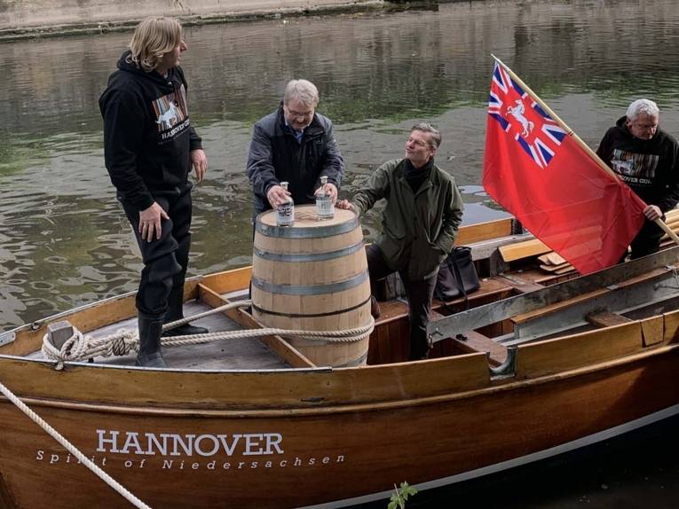 Pressetermin mit Joerma Biernath, Bürgermeister Thomas Hermann und Prinz Heinrich von Hannover