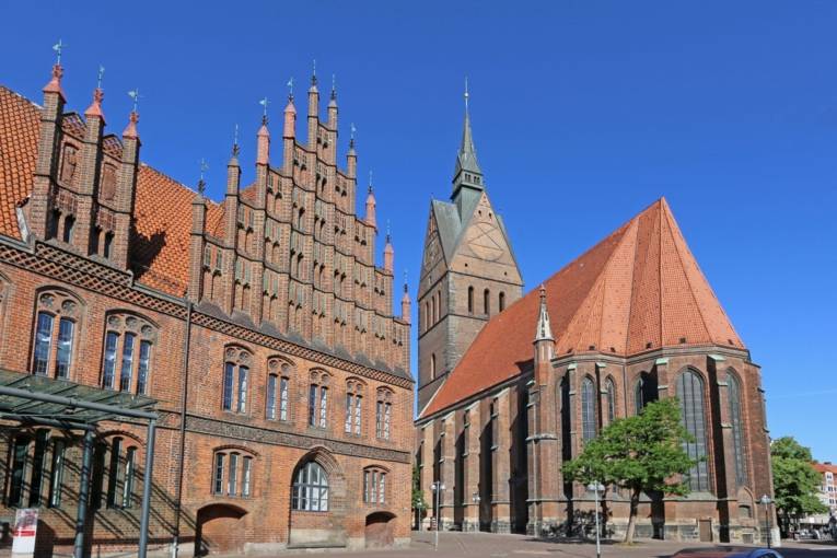 Altes Rathaus und Marktkirche