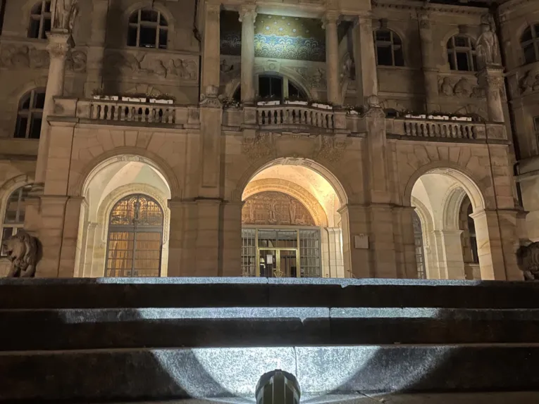 Deckenverzierung auf dem Rathaus-Balkon