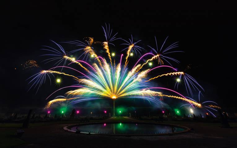 Int. Firework Competition