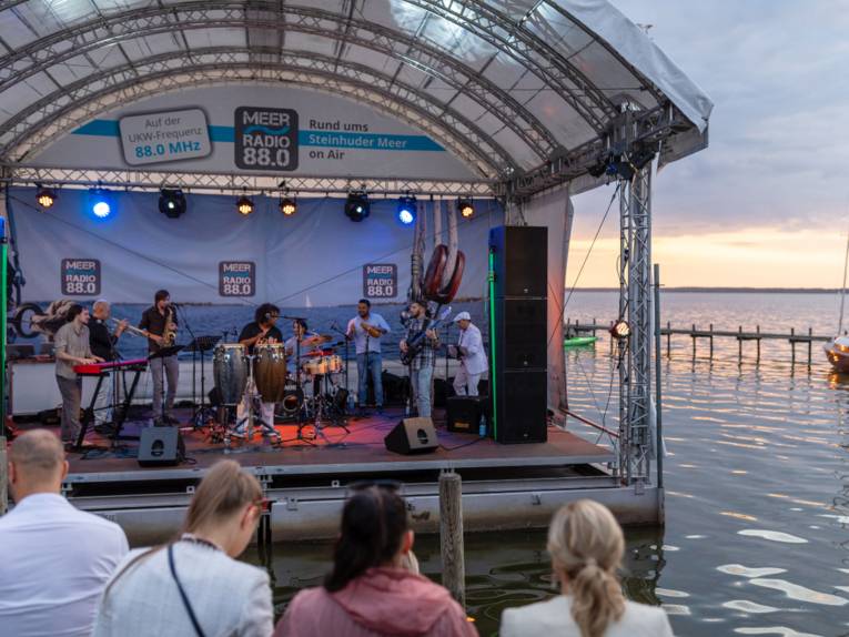 Veranstaltungen auf der Meer Radio Seebühne