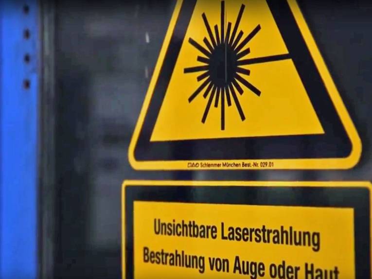 Unsichtbare Laserstrahlung