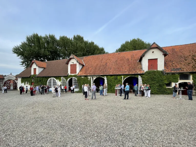 Blick auf den ehemaligen Schafstall von Gut Bennigsen.