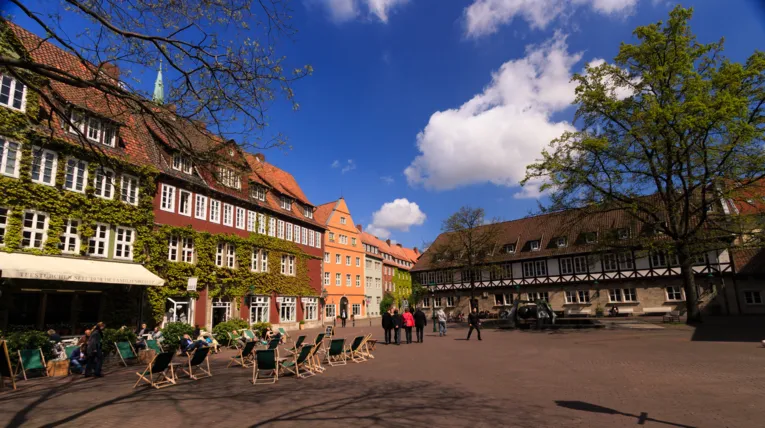 Ballhofplatz 