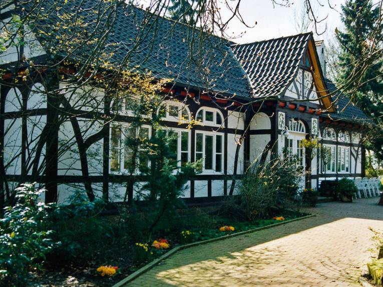 Eingeschossiges Fachwerkgebäude