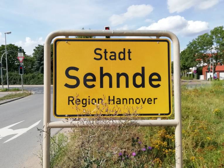 Ortseingangsschild Sehnde
