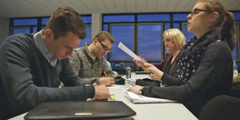 Berufsbegleitendes Studium