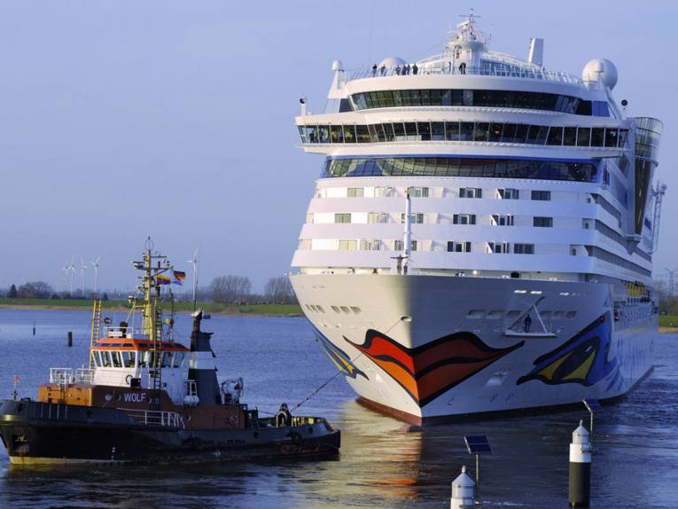 Emsüberführung der AIDA