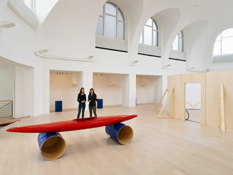 Kestner Gesellschaft / Installationsansichten Roman Signer 