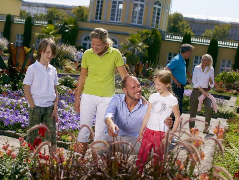 Familie in den Herrenhäuser Gärten