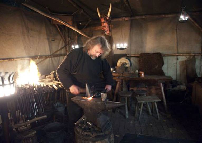 Blacksmithing at the historic Christmas market in Hannover