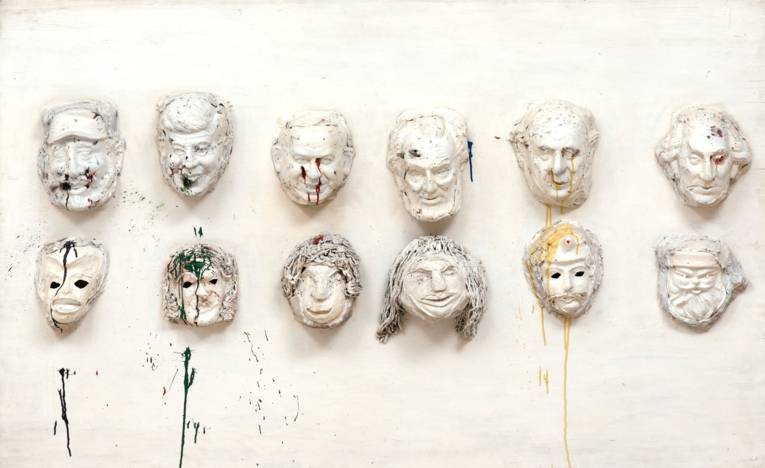 Heads of State (Study for King Kong), 1963 (Masken, Holz, Gips, Farbe auf Holz)