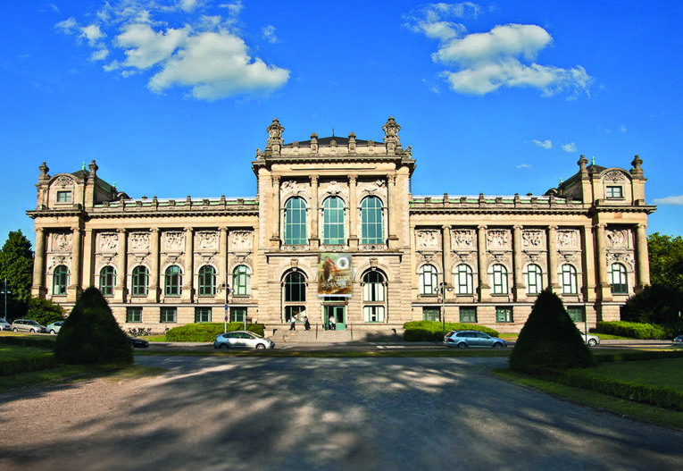Das Niedersächsische Landesmuseum ist in einem historischen Gebäude untergebracht.