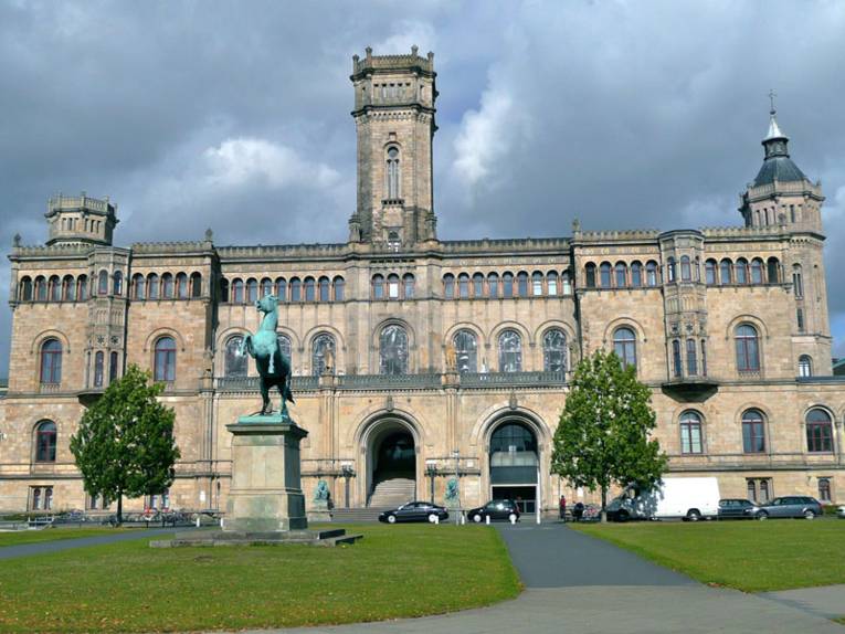 Leibniz-Universität Hannover