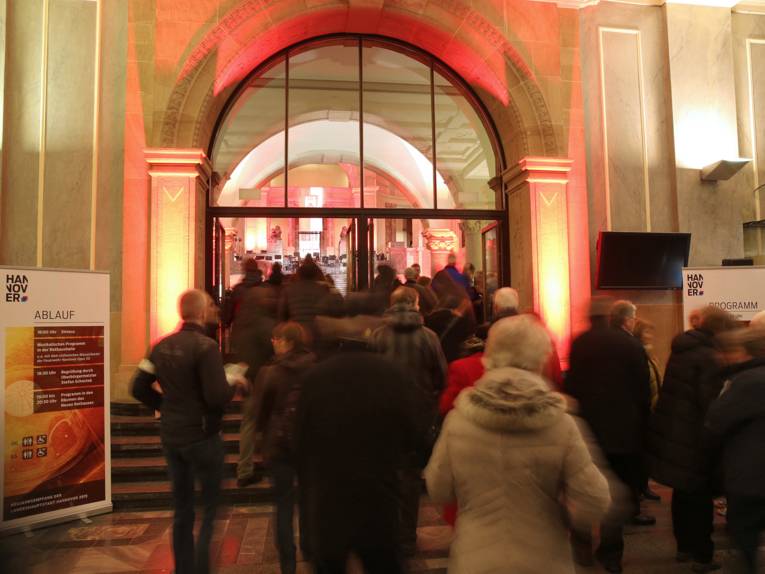 Eingangsbereich des Neuen Rathauses