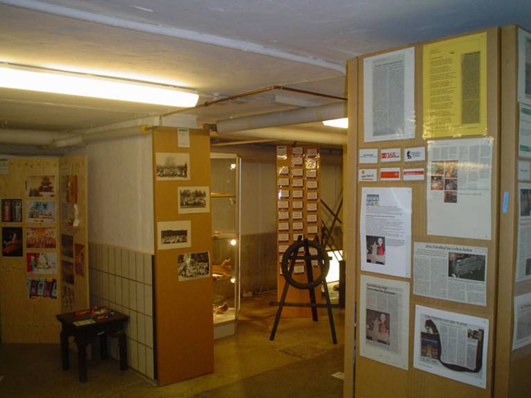 Anfang der Ausstellung