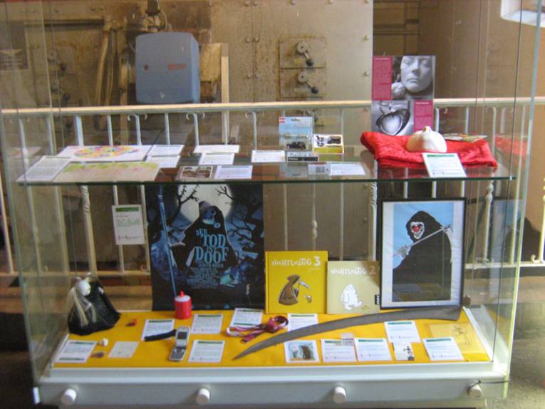 Schaukasten Bestattungskultur