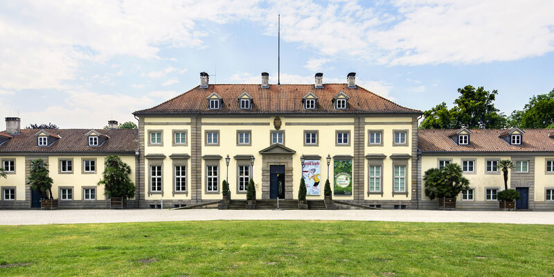 Wilhelm Busch Walkabouts In Herrenhausen City Tours For Groups