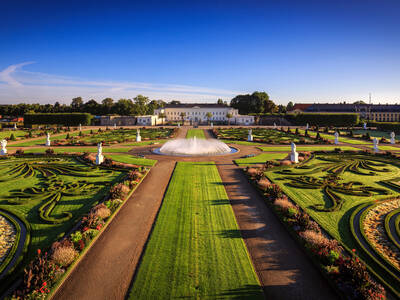 Grosser Garten Orte Entdecke Dein Hannover Stadtteil Spaziergange Stadttouren Sightseeing Sehenswurdigkeiten Stadttouren Visit Hannover Home Visit Hannover Com